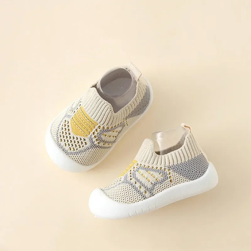 Anti-Slip Baby Shoes | Protect Their First Steps with Safety and Comfort