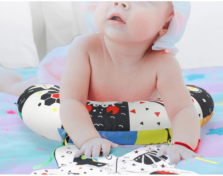 Almohada Tummy Time | Estimula la Visión de tu Bebé desde el Día 1 | Alto Contraste